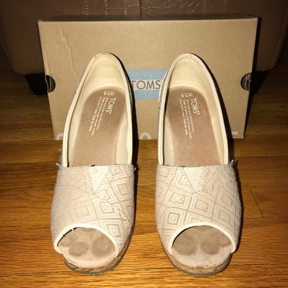 Toms Wedges - Picture 2 of 7